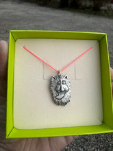 Ladda upp bild till gallerivisning, Gripsholmslejonet hänge
