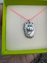 Ladda upp bild till gallerivisning, Gripsholmslejonet hänge
